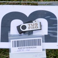 Pendrive znaleziony w trawie pobierz